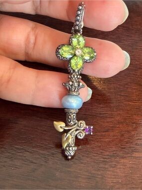 BARBARA BIXBY STER SILVER
& 18K GOLD ENHANCER/ PENDANT BALE OPENS LARGE